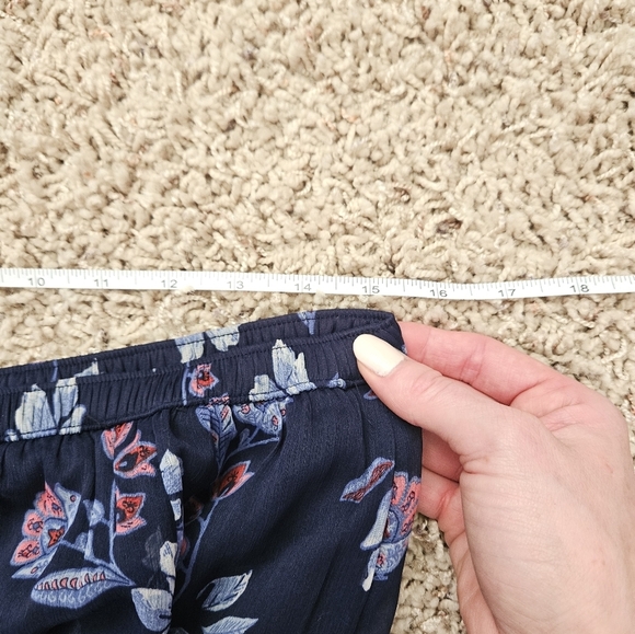 NWT Hollister Floral Maxi Skirt - xs (can fit larger) - Picture 6 of 9